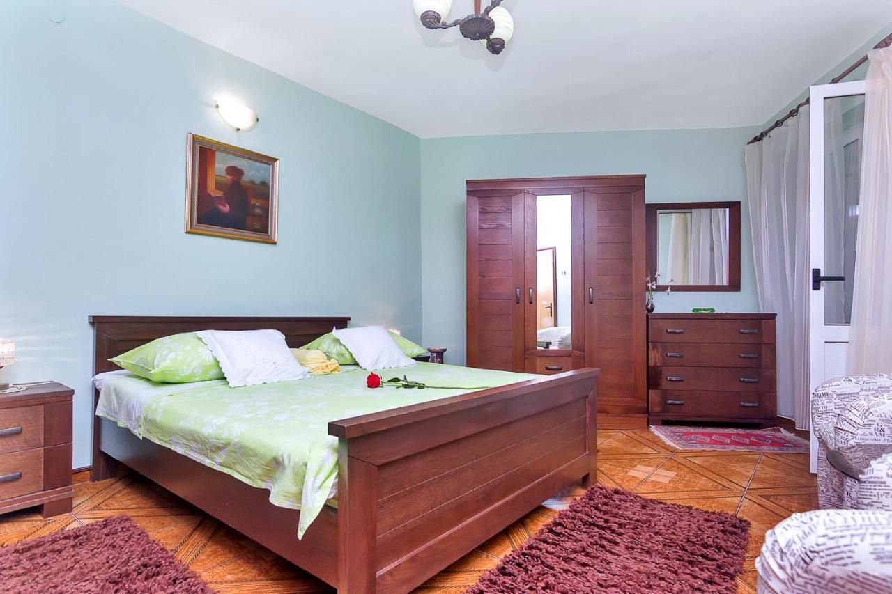 Villa Lory Makarska Buitenkant foto